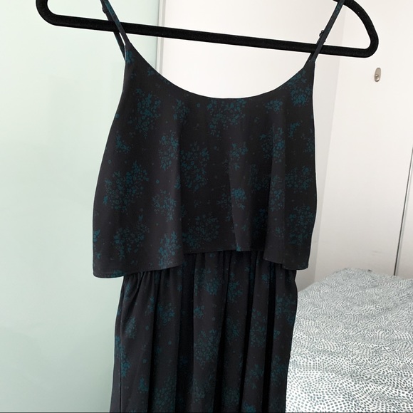 OAK + FORT | Mid-Length Flowy Dress - Picture 3 of 11